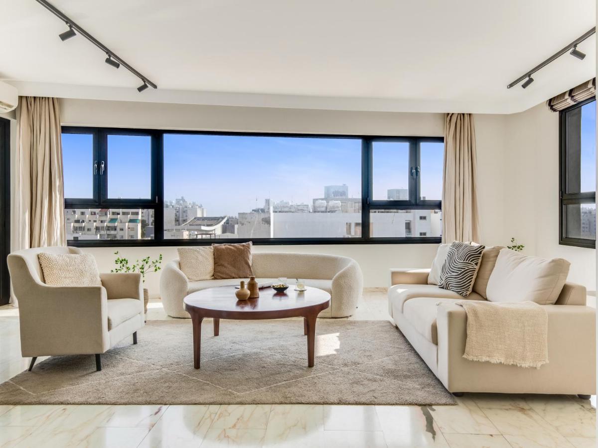לימסול Sanders Coral Court Penthouse - Cute 3-Bedroom Apartment With Balcony מראה חיצוני תמונה